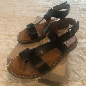 Franco Sarto L-Glennie Black leather sandals